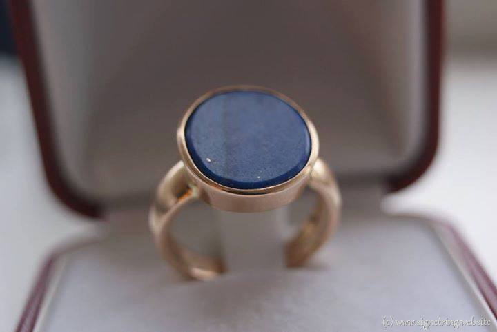 Signet ring needs engraved happy