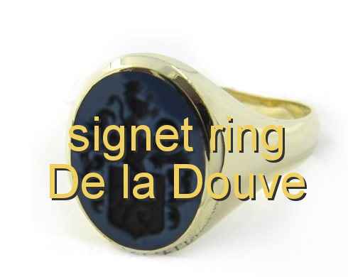 signet ring De la Douve